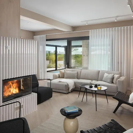 Brand New B63, Heated Pool And Wellness Villa *